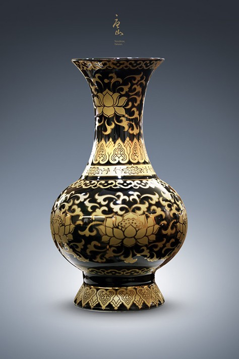 佛堂供器-瓷燒黑天球鎏金花瓶