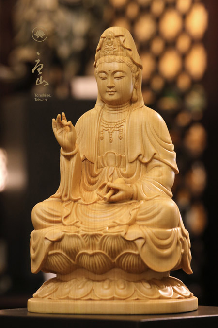 神明佛像雕刻-黃檜觀音菩薩7寸
